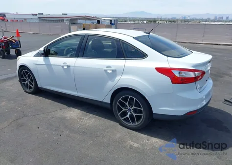 2012 Ford Focus Se из США, поврежденный, VIN 1FAHP3F24CL462319